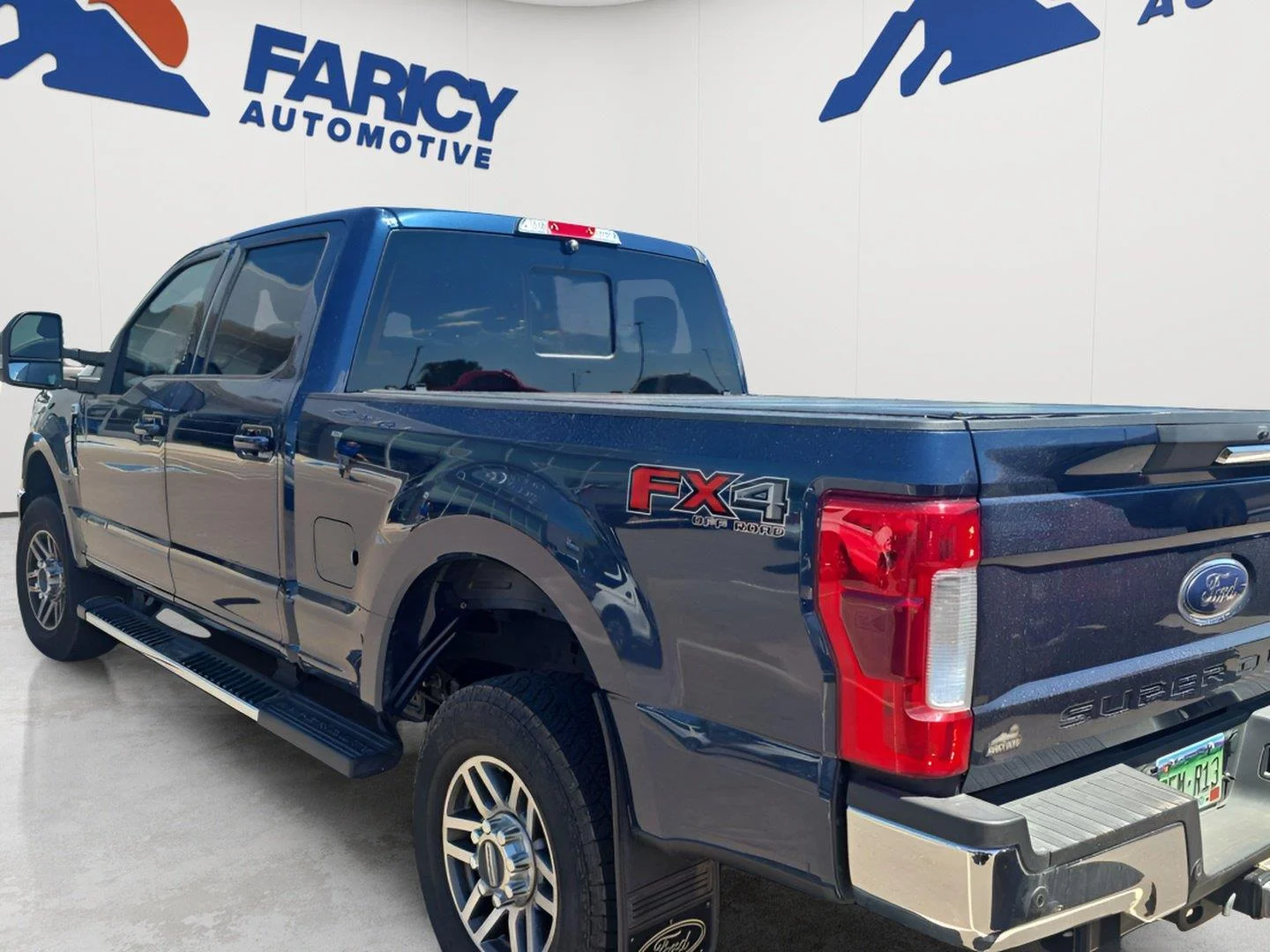 Used 2019 Blue Jeans Ford LARIAT image 5