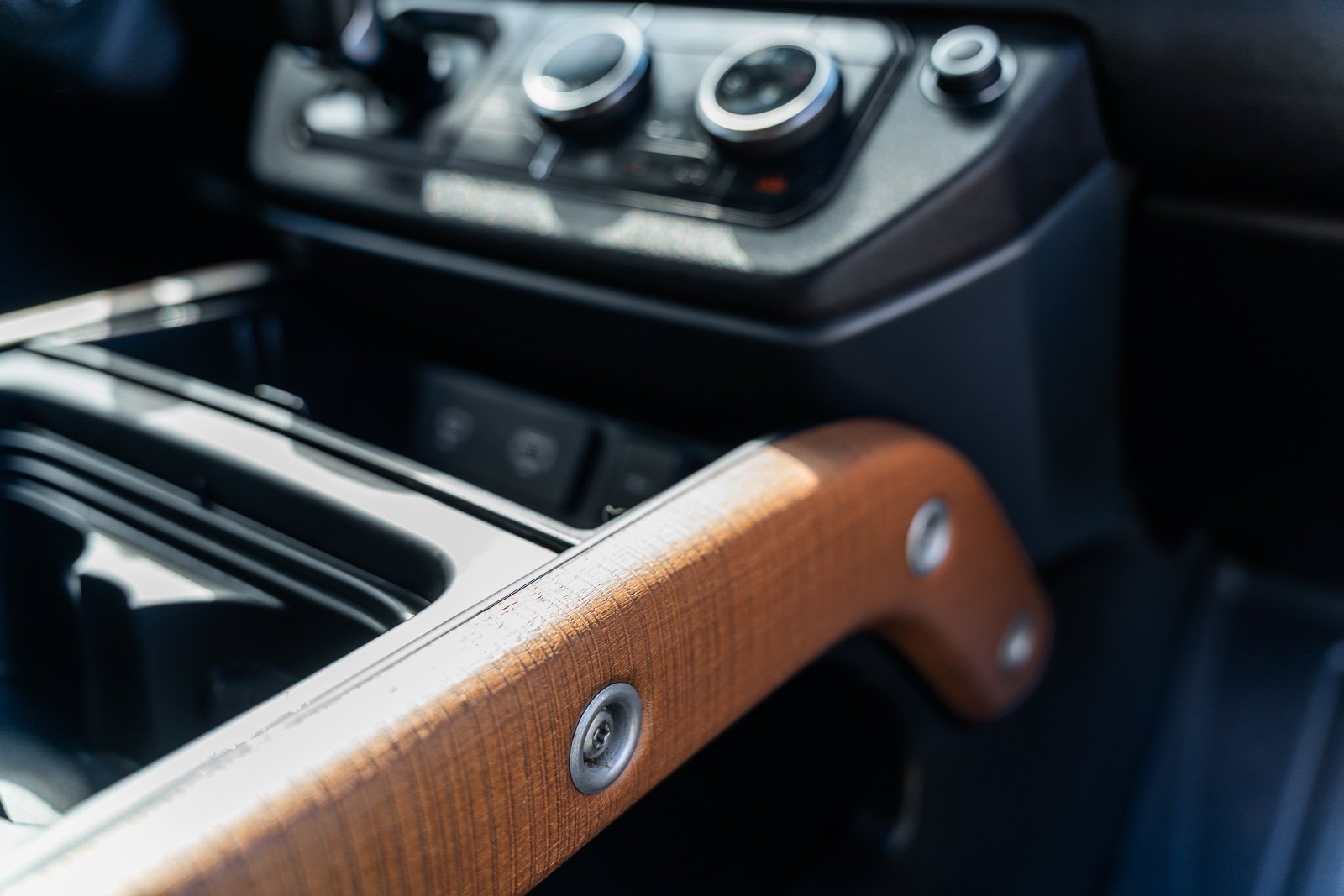 Used 2021  Land Rover X image 18