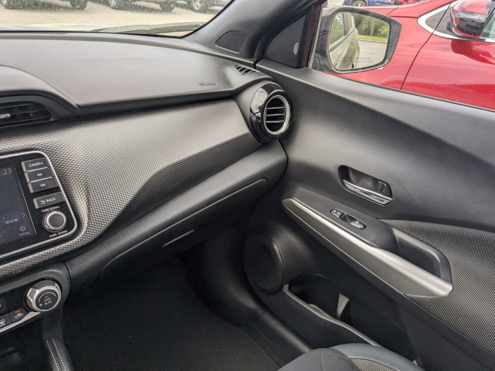 2020 Nissan Kicks SV - Photo 16