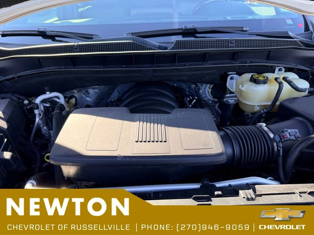 Used 2022 Summit White Chevrolet LT image 30