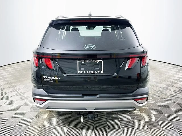 New 2026 Hyundai TUCSON SEL