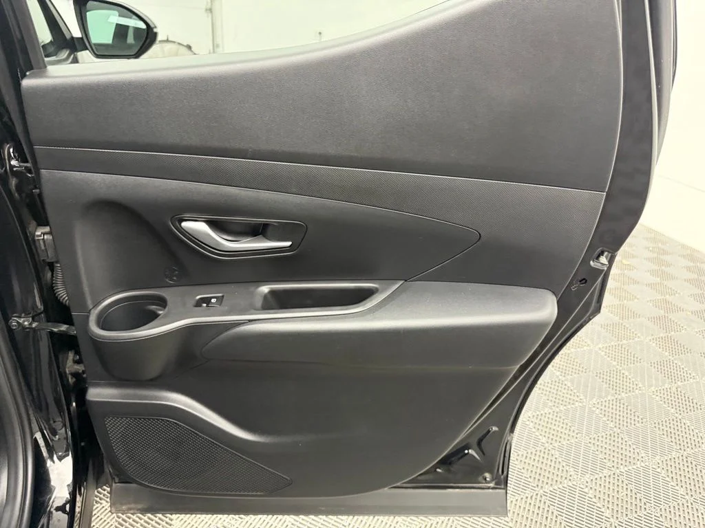 Used 2024 Black Hyundai SEL image 39