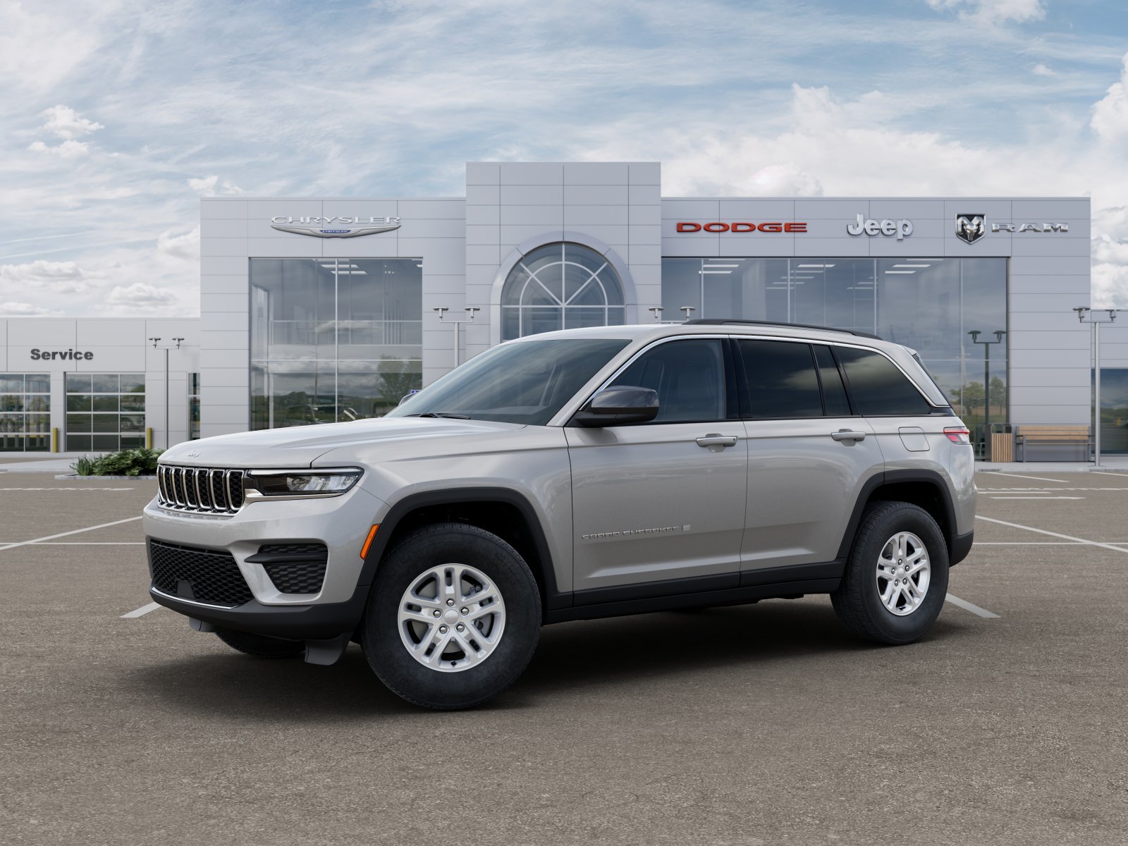 New 2025 Silver Zynith Exterior Paint Jeep Laredo image 28