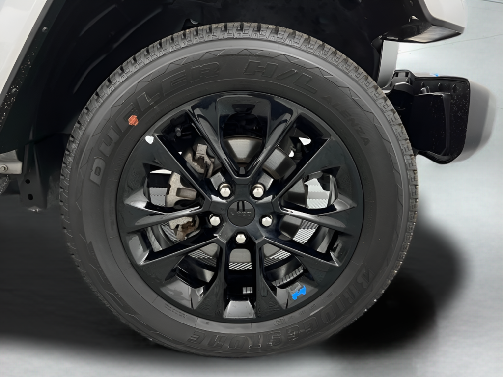 2023 Jeep Wrangler 4xe Sahara 4XE - Photo 32