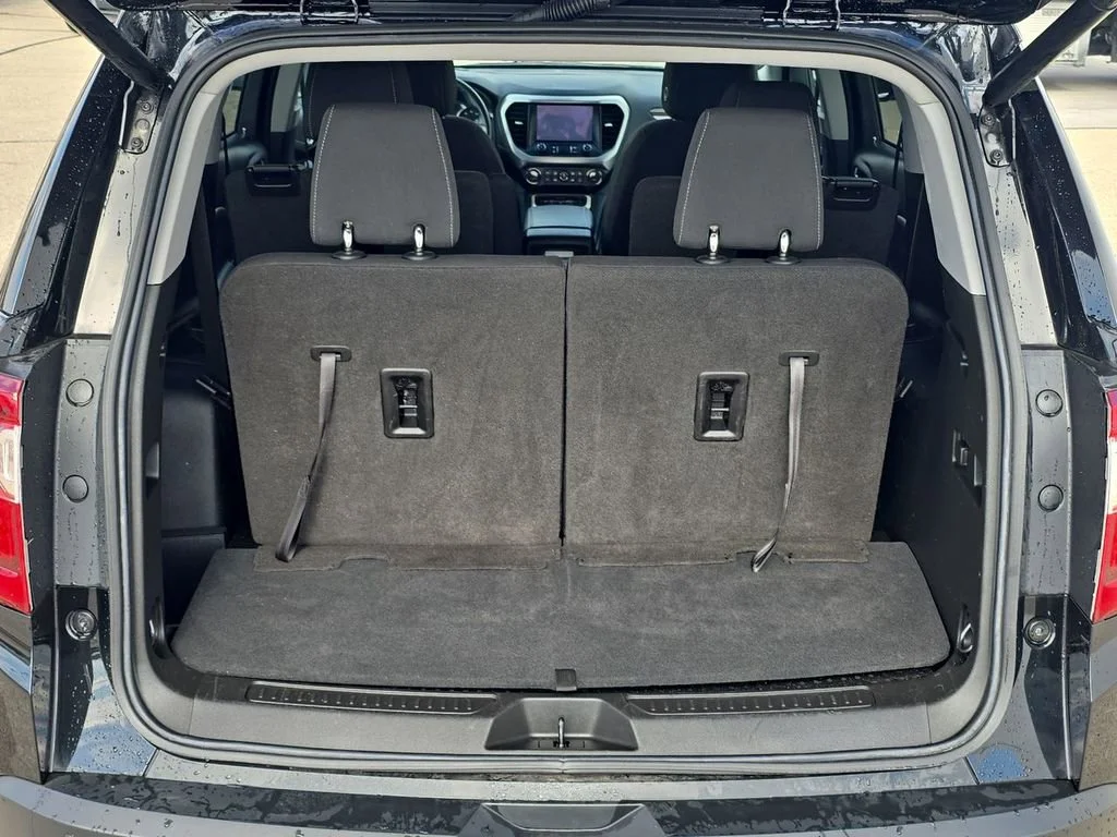 2023 GMC Acadia SLE - Photo 27