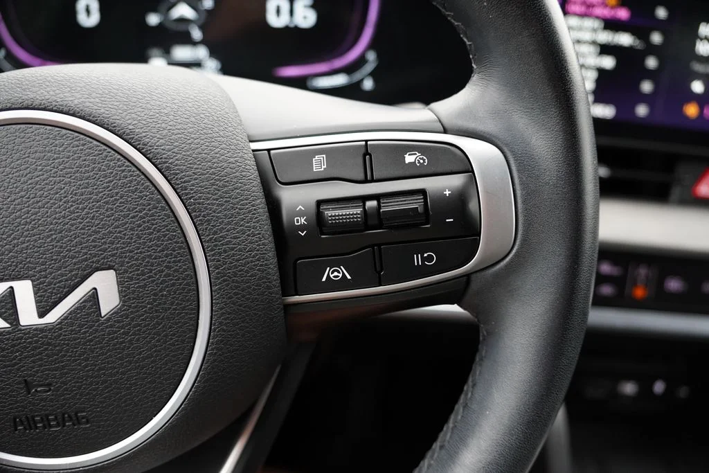 Used 2024 Gravity Gray Kia X-Line image 32