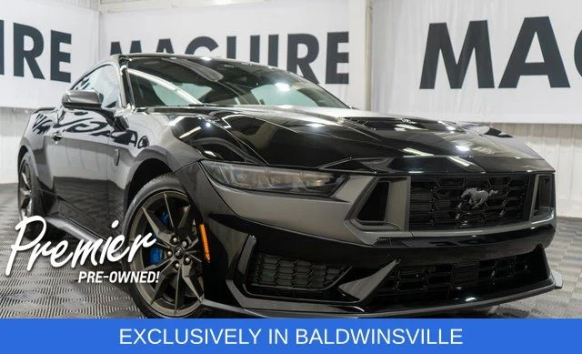 2025 Ford Mustang Dark Horse