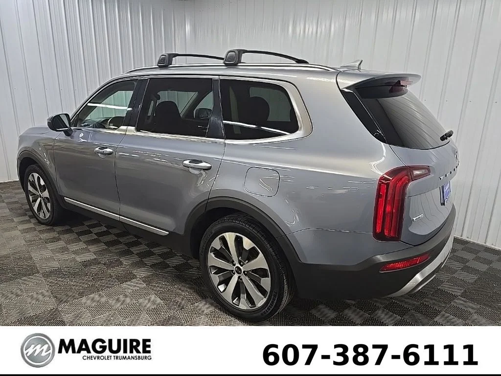 Used 2020 Silver Kia S image 10