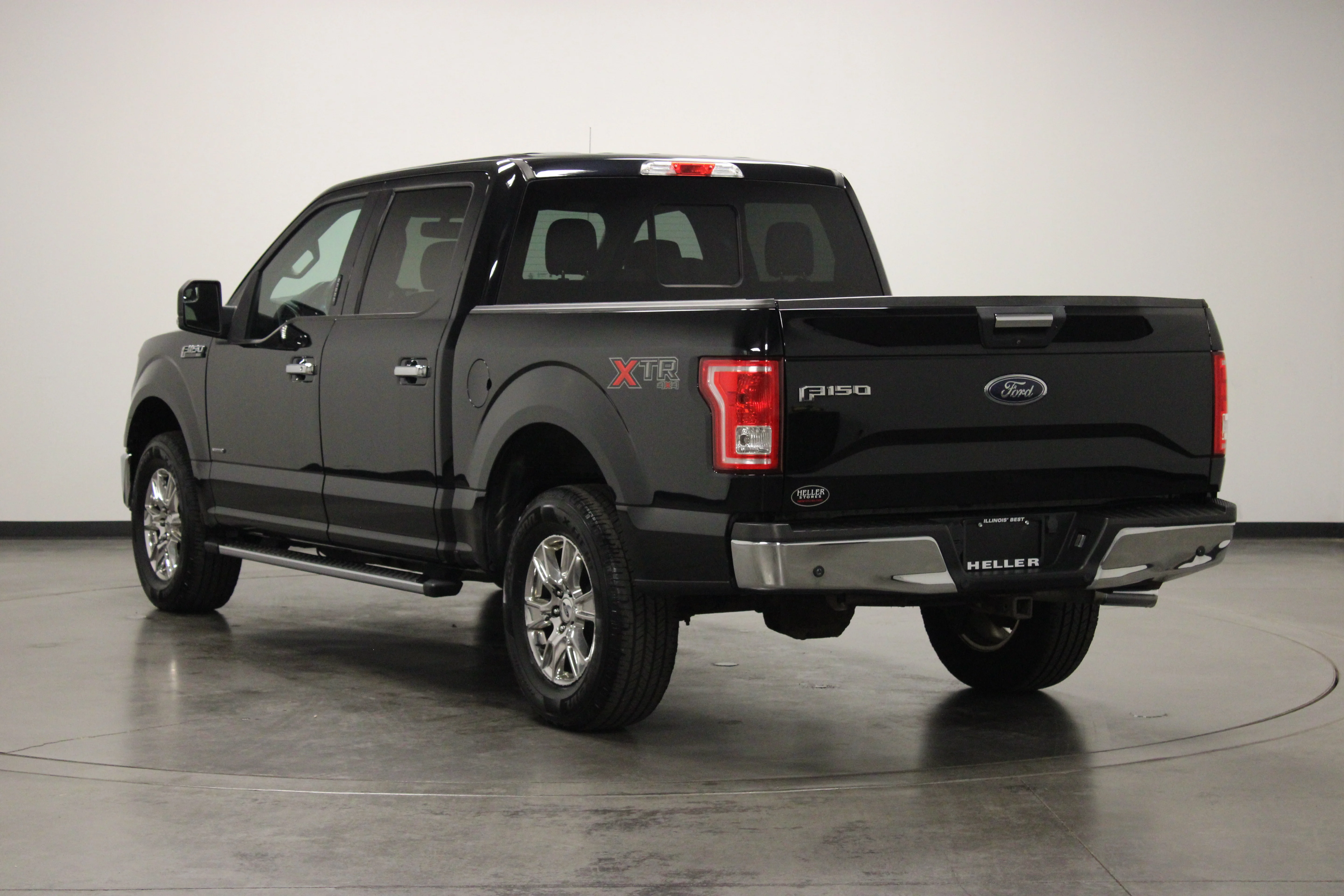 Used 2016  Ford XLT image 6