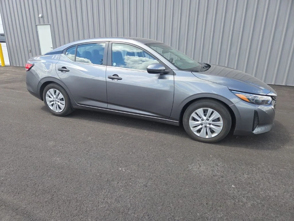 Used 2025 Gray Nissan S image 18