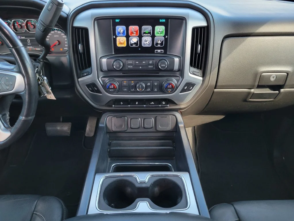 Used 2018 SUMMIT WHITE GMC SLT image 19