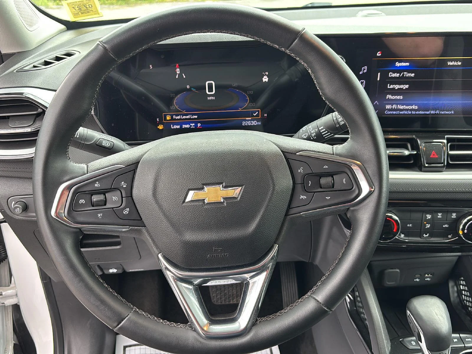 Used 2024 Iridescent Pearl Tricoat Chevrolet LT image 14