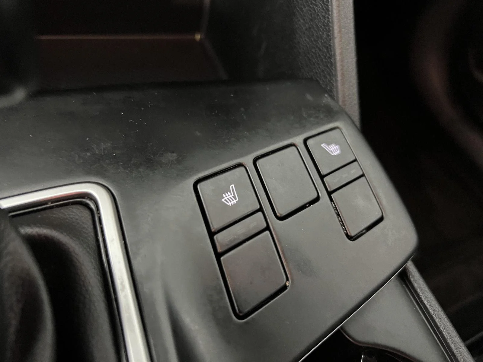 Used 2024 Gy Kia LX image 5