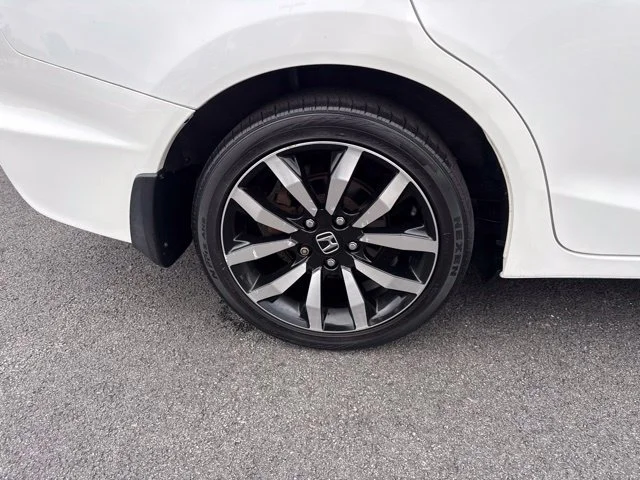 Used 2014 White Honda EX-L image 8