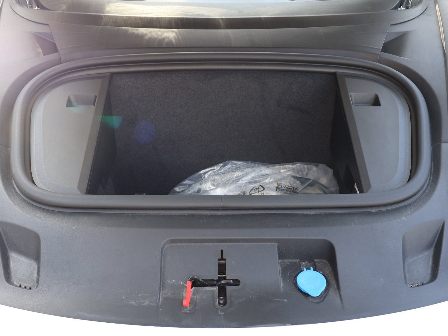 Certified Used 2025 White Porsche  image 30