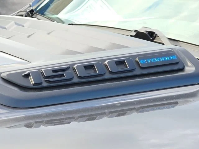 New 2026 Granite Crystal Metallic Clearcoat Ram Laramie image 30