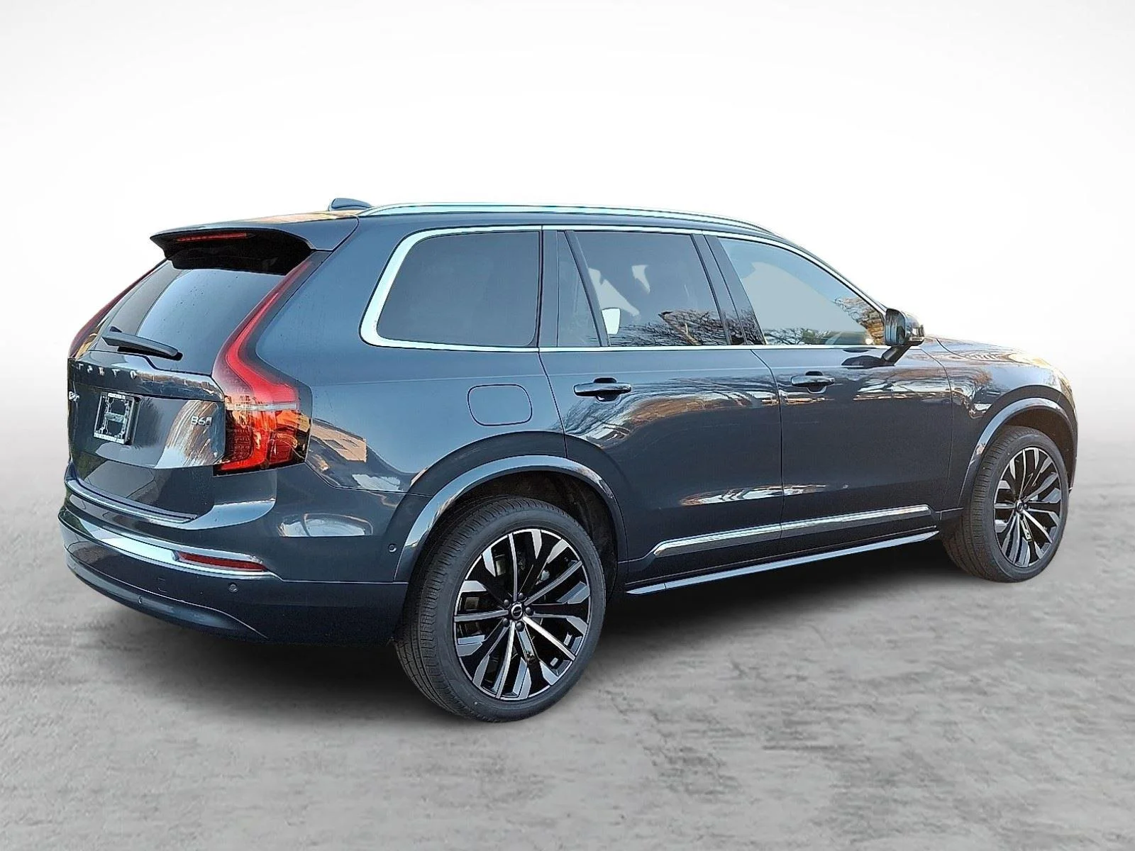 Used 2026 Denim Blue Metallic Volvo Plus image 6