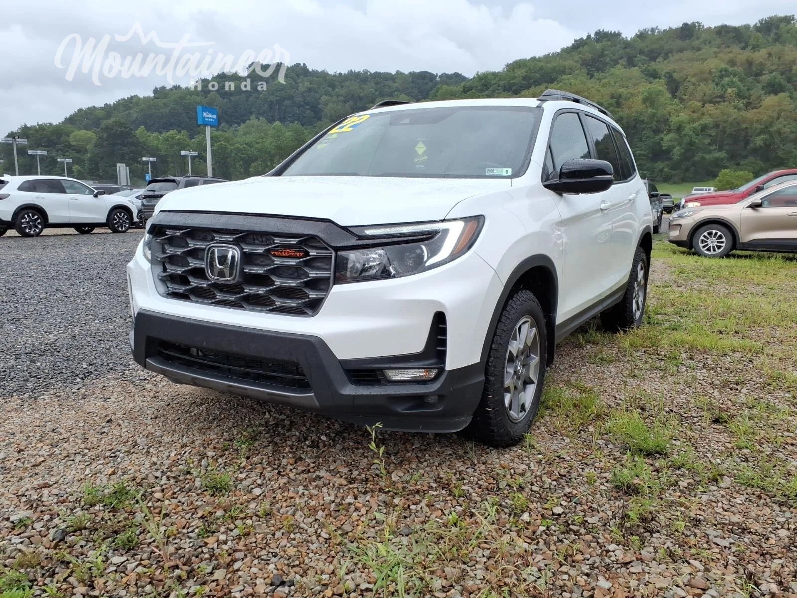 Used 2023 Platinum White Pearl Honda TrailSport image 3