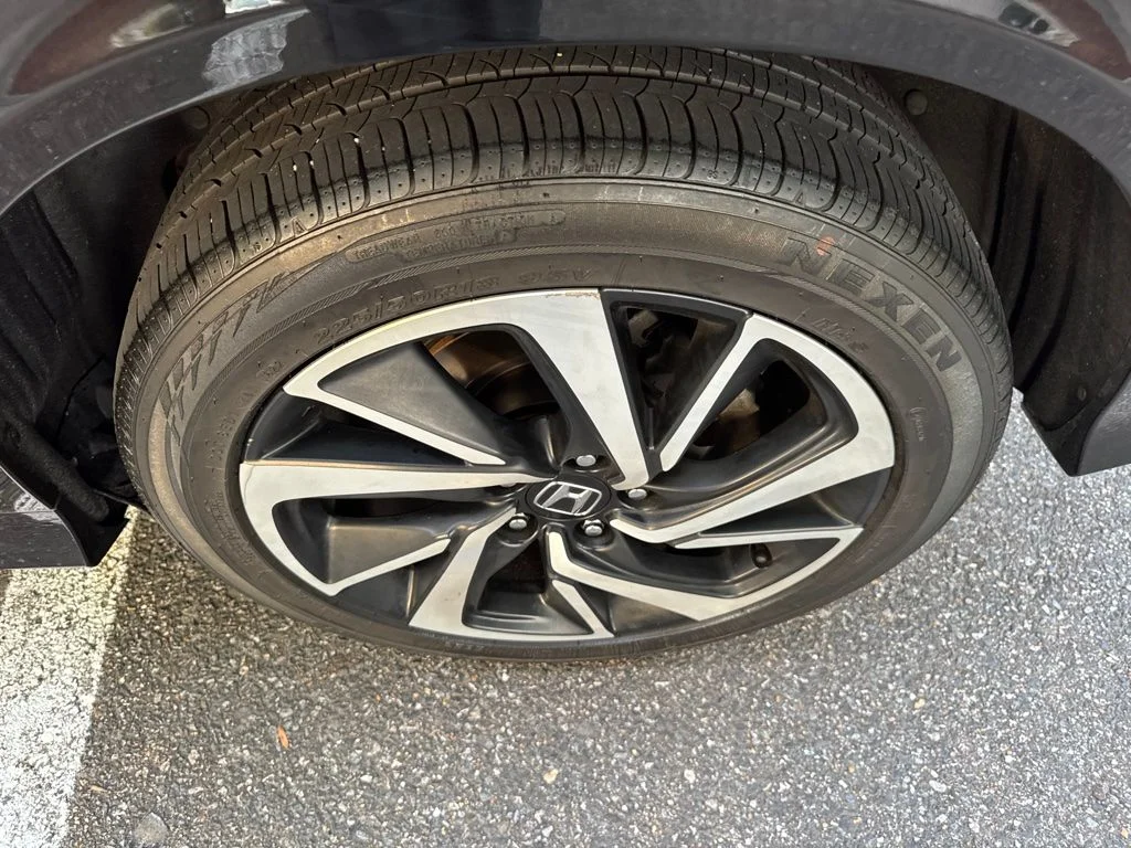 Used 2019 Red Honda Sport image 9