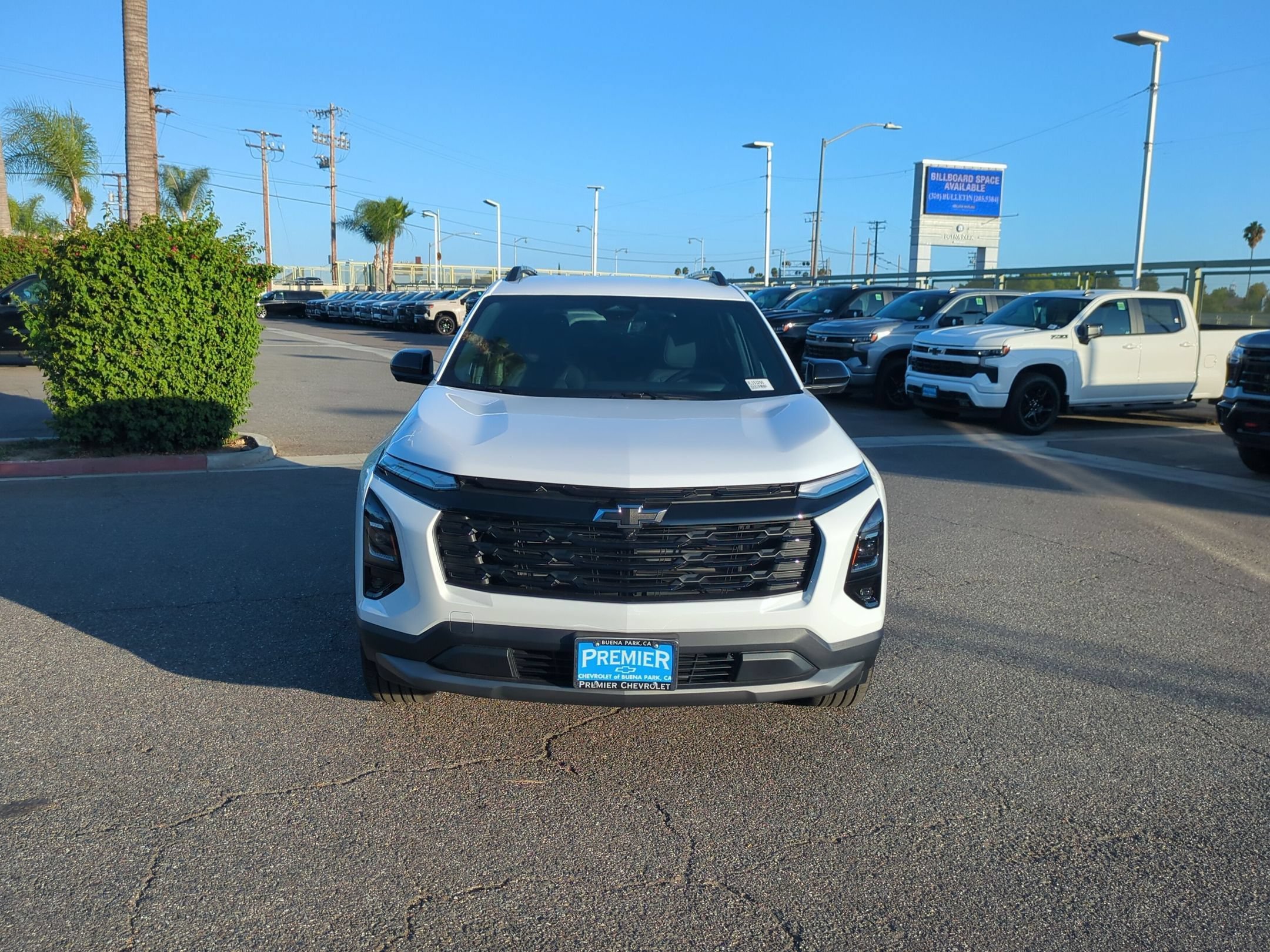 New 2027 Summit White Chevrolet LT image 8