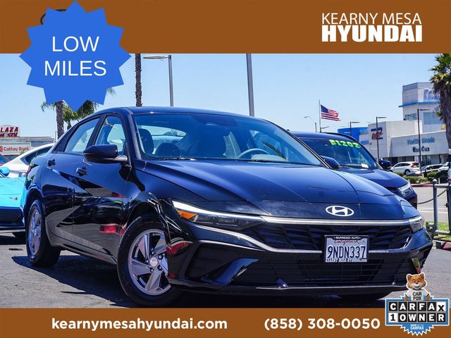 2024 Hyundai Elantra SE