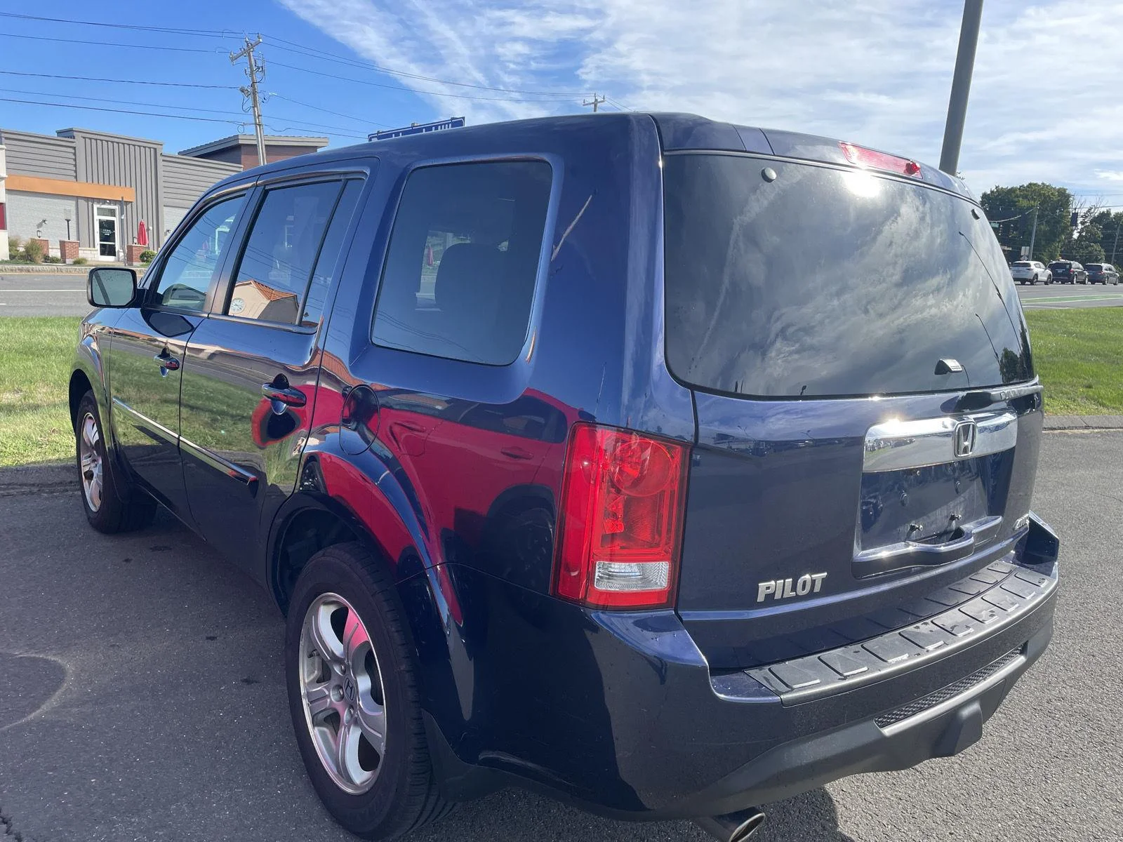 Used 2015 Obsidian Blue Pearl Honda EX-L image 3