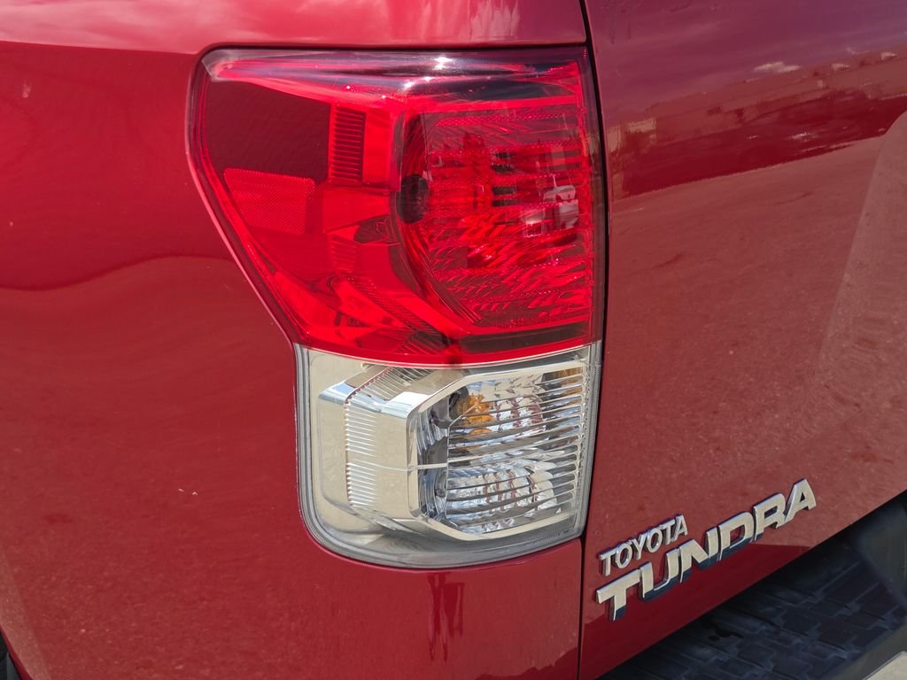 Used 2012 Red Toyota Grade image 16