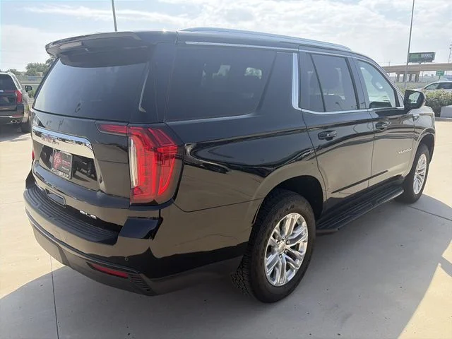 Used 2022 Black GMC SLE image 6