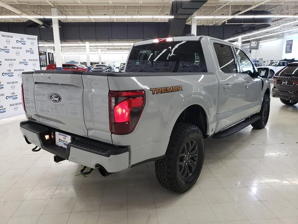 New 2026 Avalanche Ford Tremor® image 8