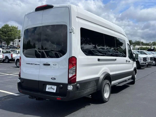 New 2026 White Ford XLT image 3