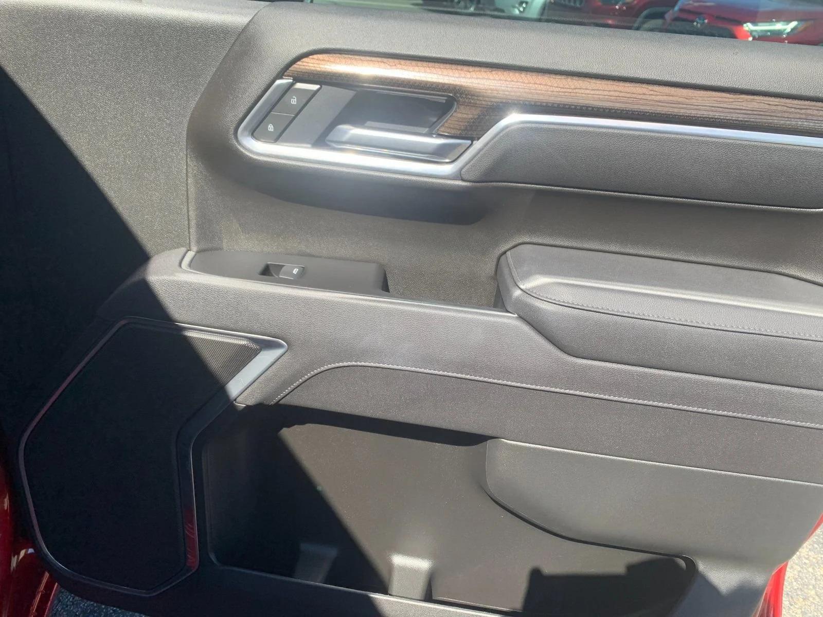 Used 2025 Radiant Red Tintcoat Chevrolet RST image 19