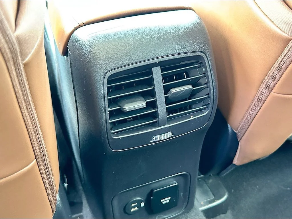 Used 2023 Red Ford Outer Banks image 25
