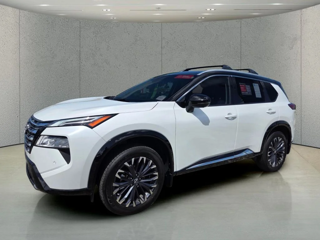 2025 Nissan Rogue Platinum