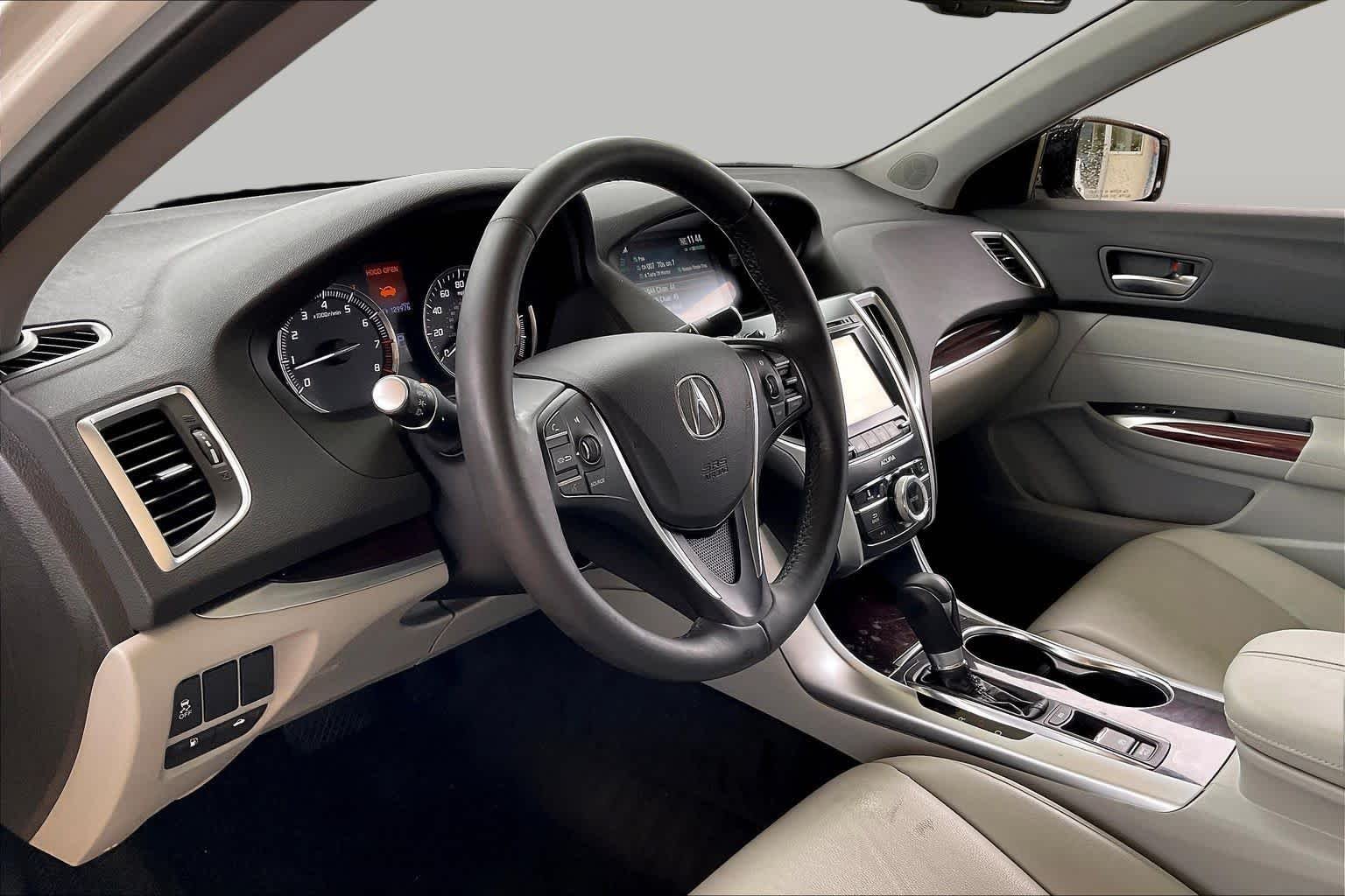 Used 2015 Bellanova White Pearl Acura  image 15