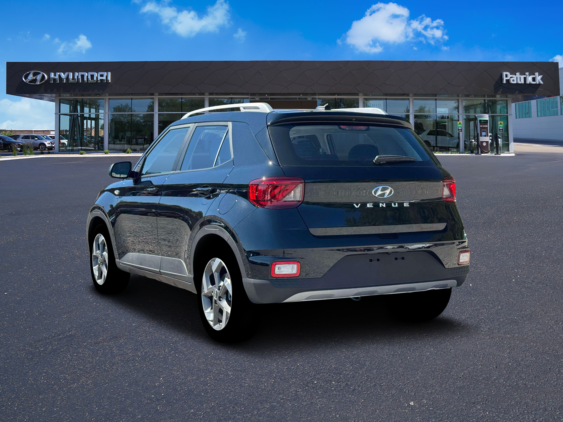New 2026 Onyx Black Hyundai SEL image 5