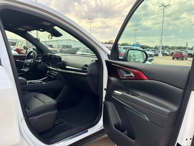 2025 Chevrolet Traverse Z71 - Photo 22