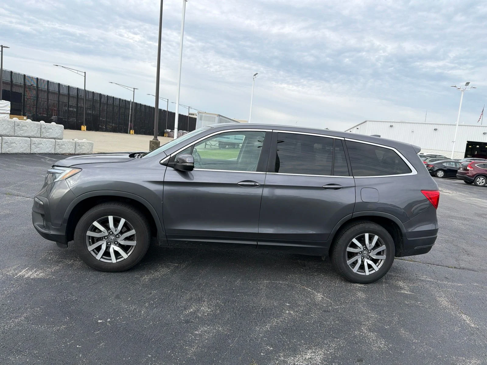 Used 2019  Honda EX-L image 3