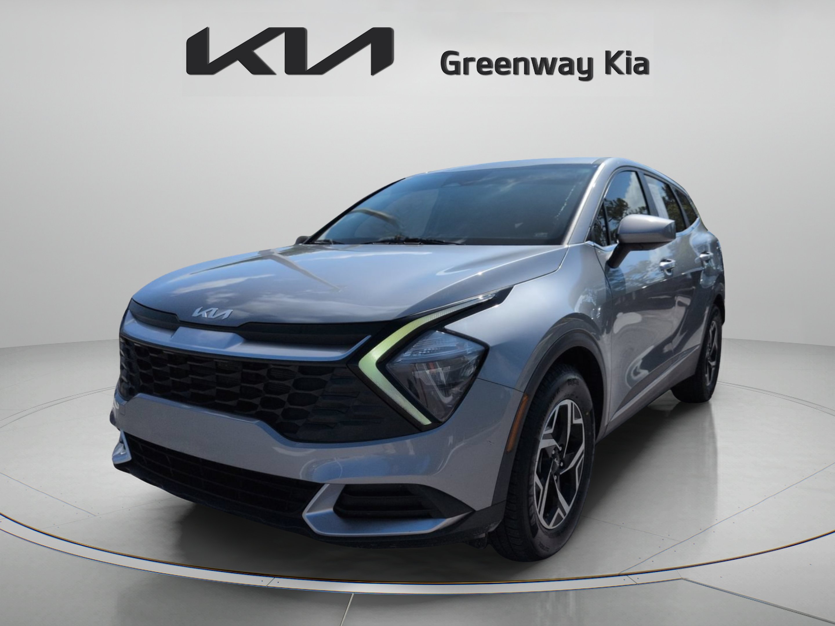 Used 2023 Steel Gray Kia LX image 4