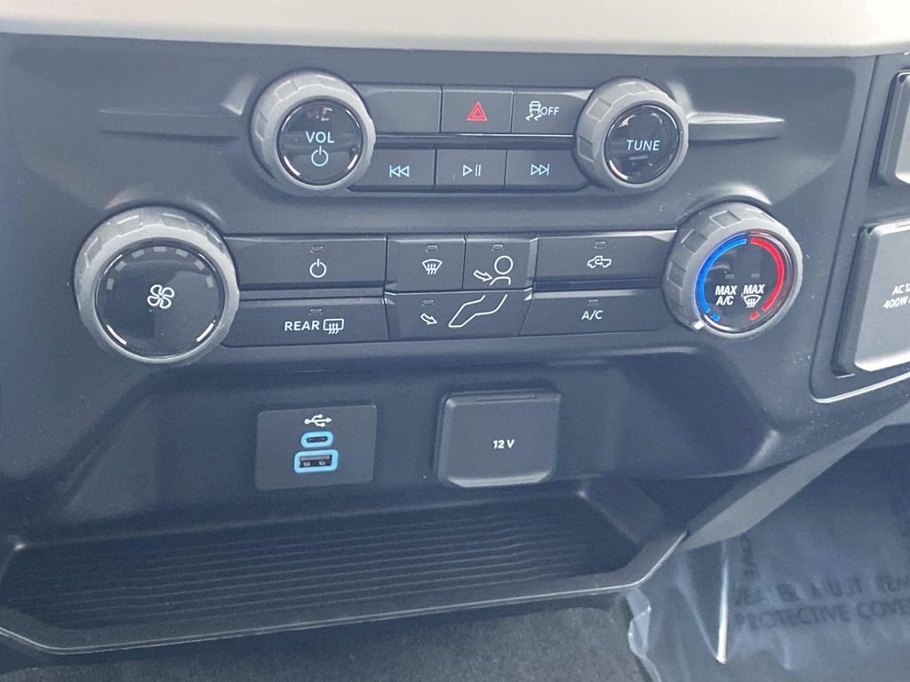 New 2026 Carbonized Gray Metallic Ford F-250® XL image 15