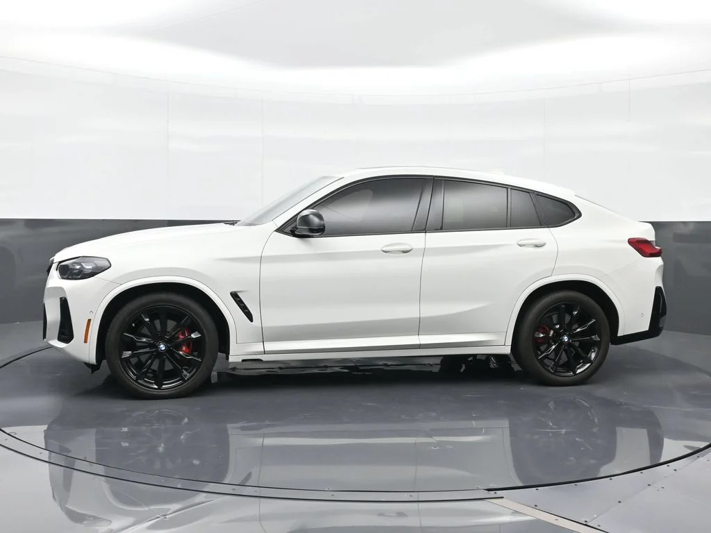 Certified Used 2024 Alpine White BMW M40i image 3