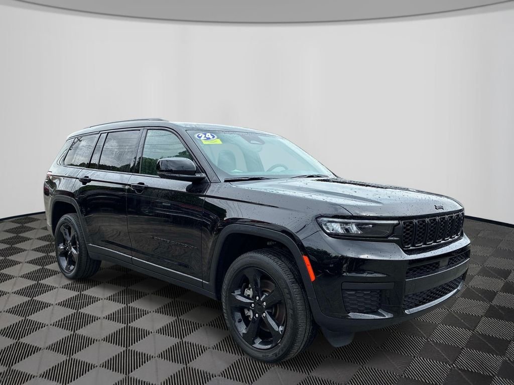 Used 2024 Black Jeep Altitude X image 3