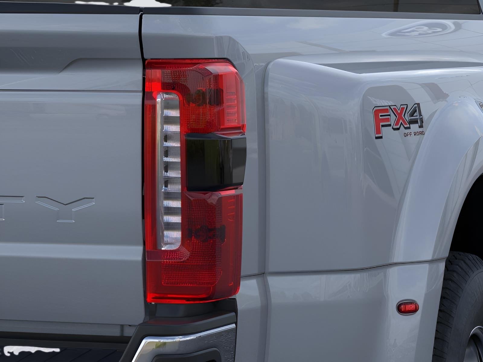 New 2026 Glacier Gray Metallic Tri-Coat Ford F-350® Lariat® image 21