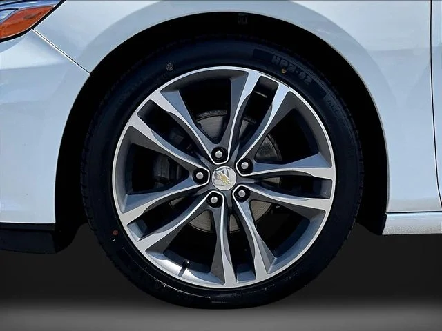 Used 2023 White Chevrolet LT image 38
