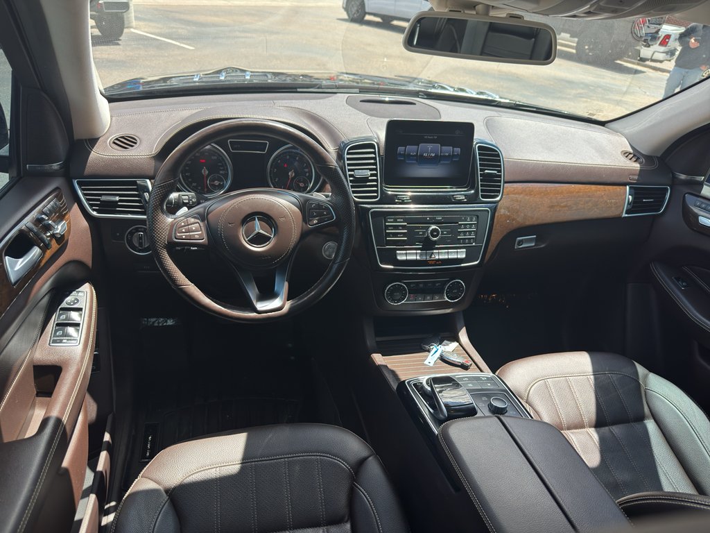 Used 2019 Black Mercedes-Benz 450 4MATIC® image 20