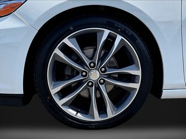 Used 2023 White Chevrolet LT image 38