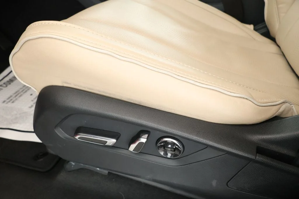 Used 2024 Performance Red Pearl Acura SH-AWD w/Advance Package image 10