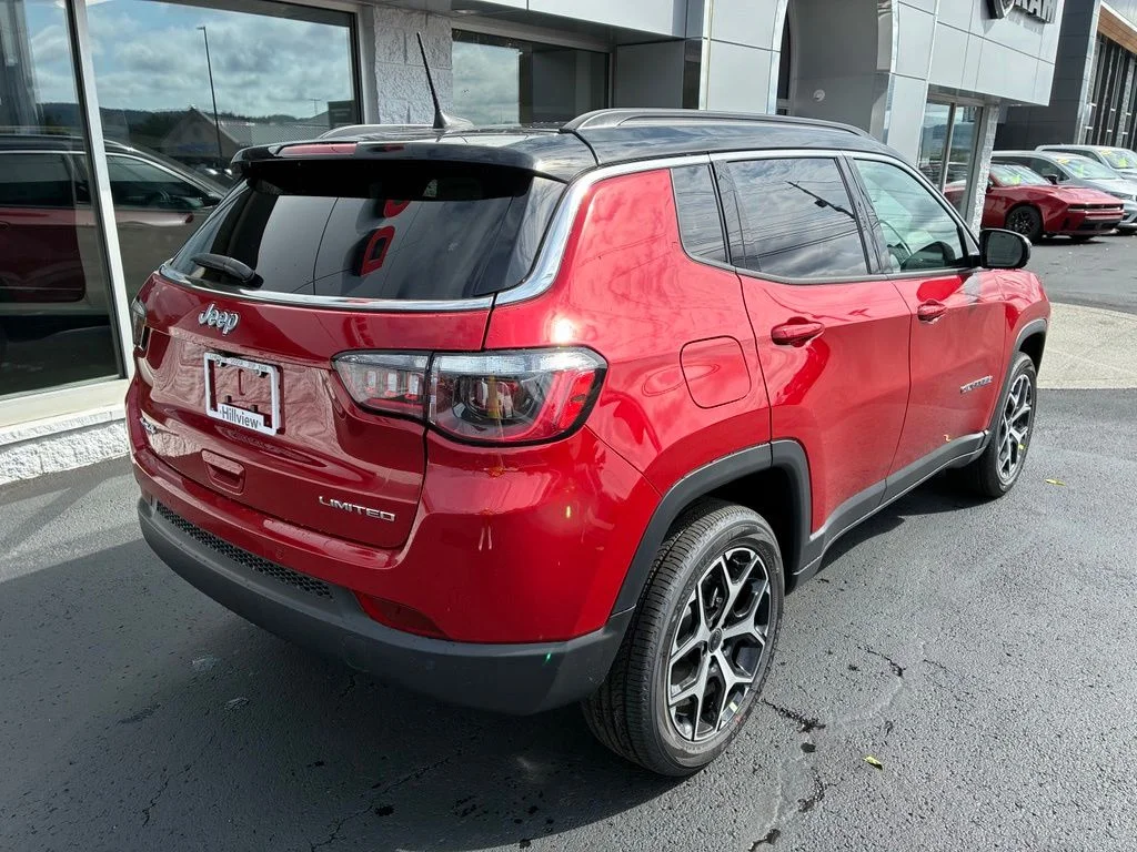 New 2026 Red Hot Pearl-Coat Exterior Paint Jeep Limited image 8