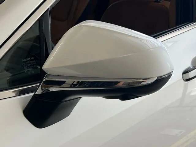 Used 2024 Eminent White Pearl Lexus 450h+ Luxury image 13