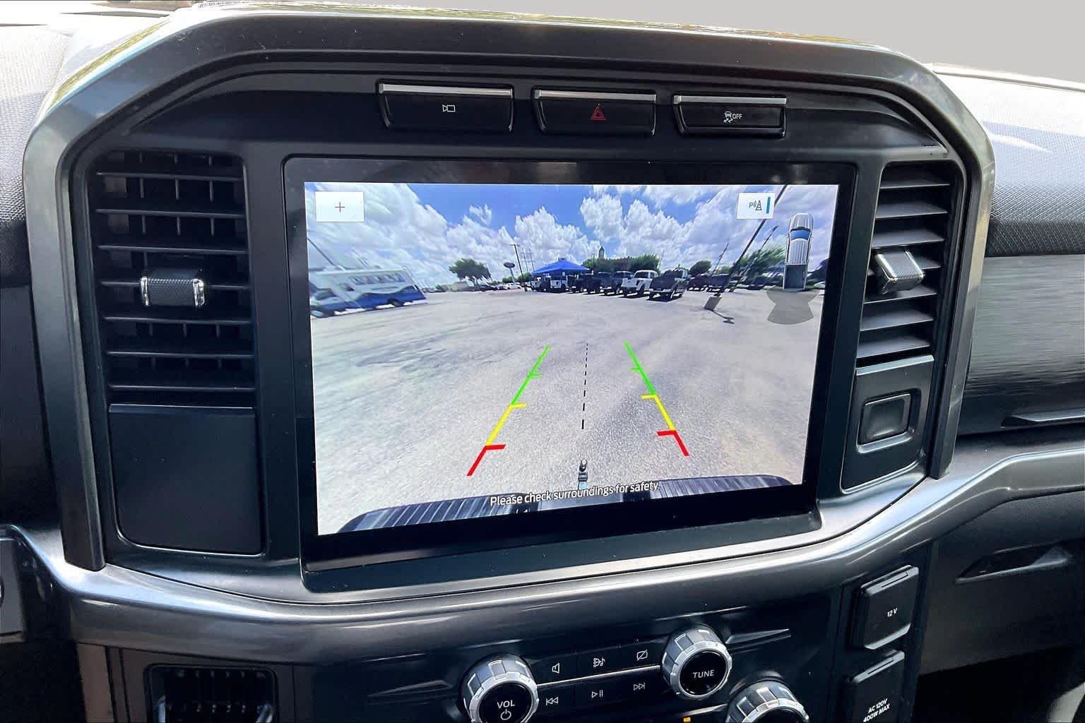 Used 2023 Atlas Blue Metallic Ford XLT image 25