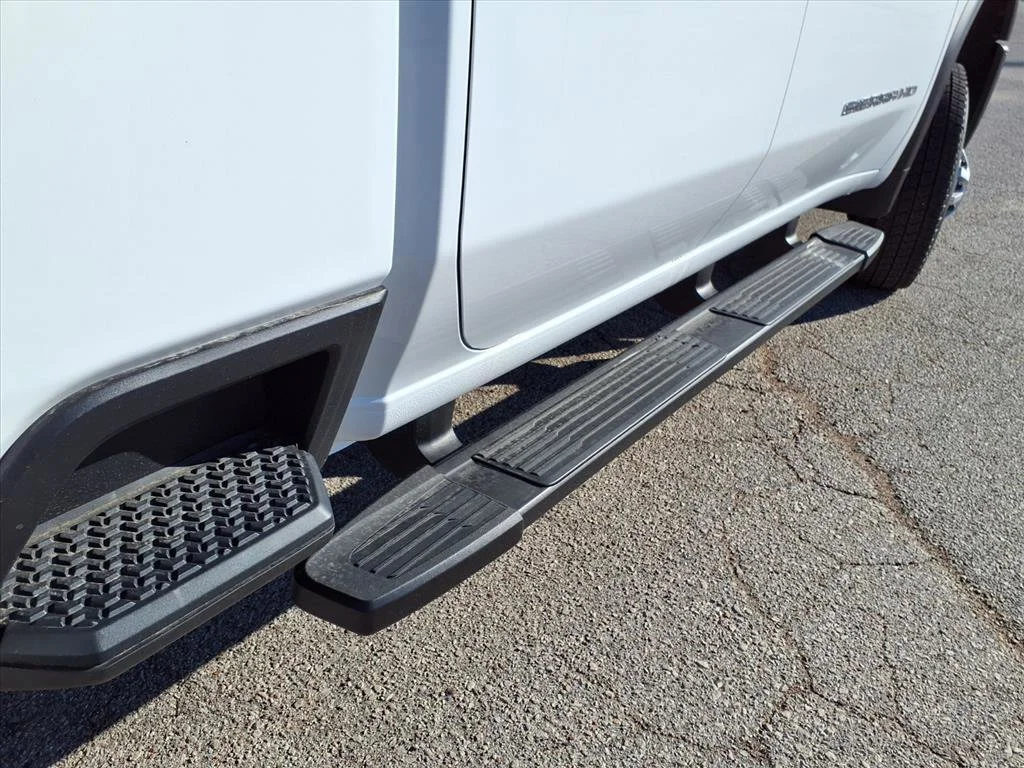 2026 GMC Sierra 3500HD Pro - Photo 21